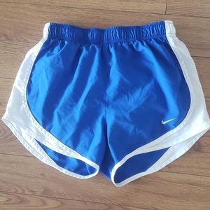 Nike Tempo running shorts size S
